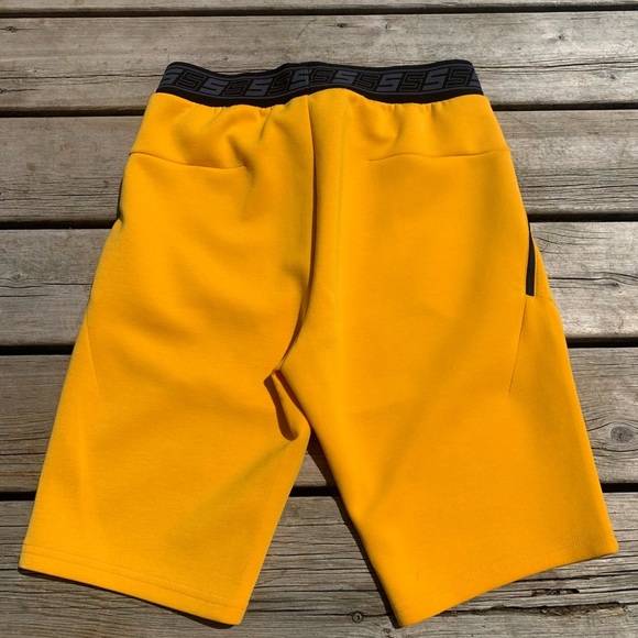 SikSilk Yellow Athletic Shorts – Men’s M – Logo Waistband - Picture 2 of 8